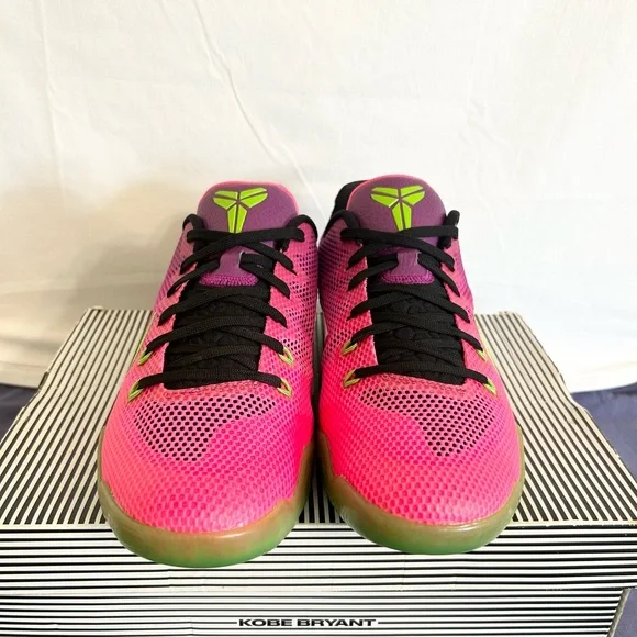 Nike Kobe 11 EM Mambacurial size 10 836183-635 2016 PRE-OWNED